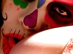 Cunt teasing clowns Alexis Amore and Nikki Rhodes